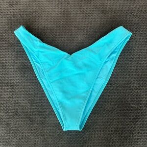 Frankie’s Bikini Bottom (Austin)